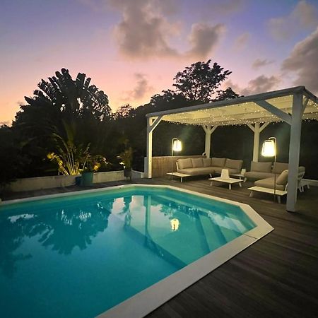 Spacieuse Villa Corossol Avec Piscine Et Jeux Exterieurs Le Gosier  Exteriér fotografie