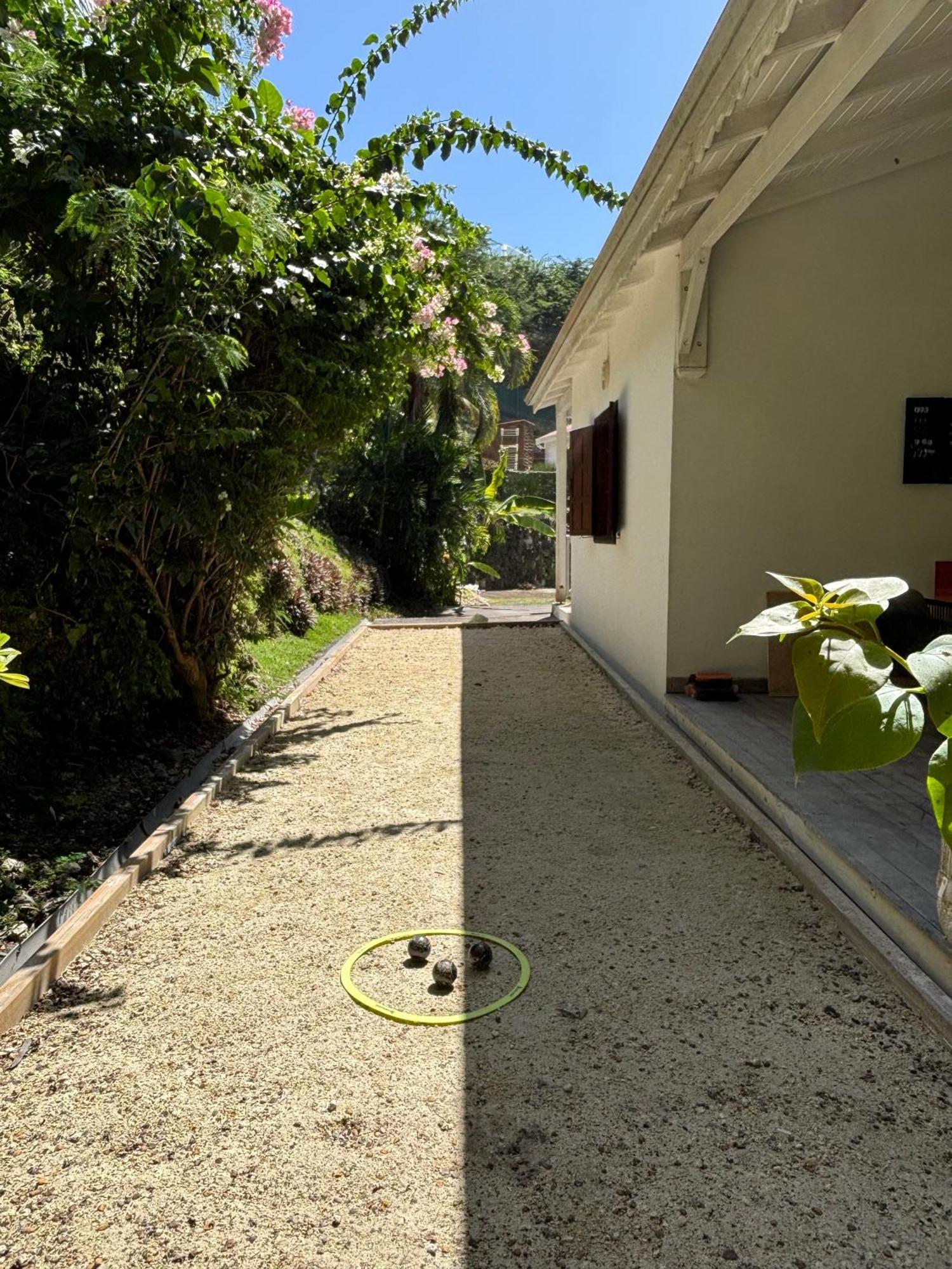 Spacieuse Villa Corossol Avec Piscine Et Jeux Exterieurs Le Gosier  Exteriér fotografie