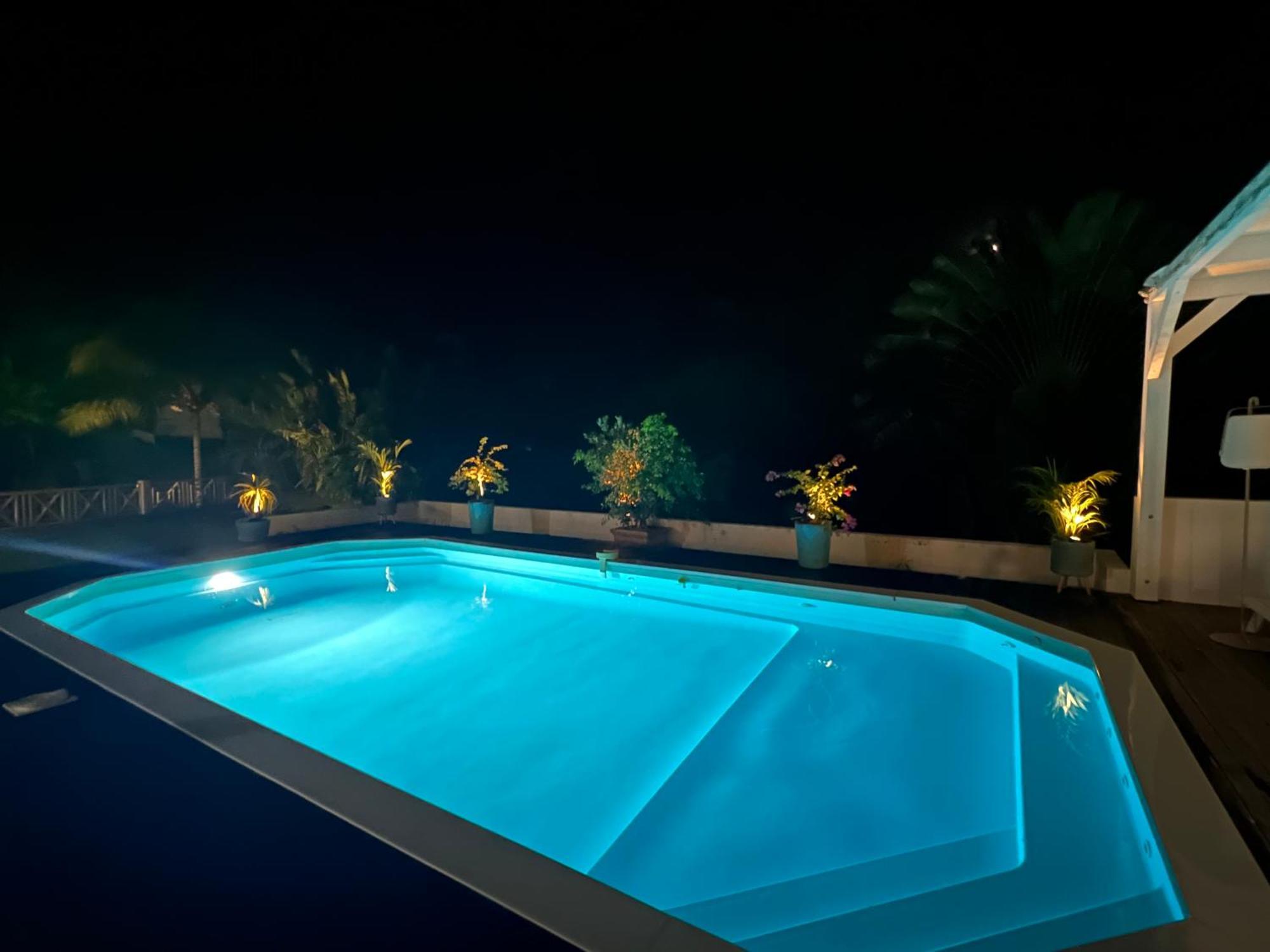 Spacieuse Villa Corossol Avec Piscine Et Jeux Exterieurs Le Gosier  Exteriér fotografie