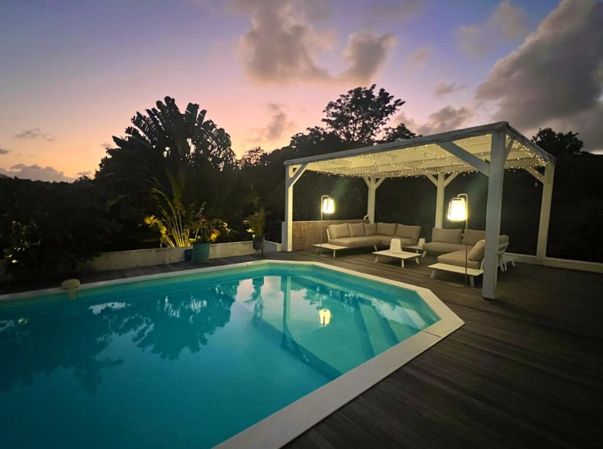 Spacieuse Villa Corossol Avec Piscine Et Jeux Exterieurs Le Gosier  Exteriér fotografie